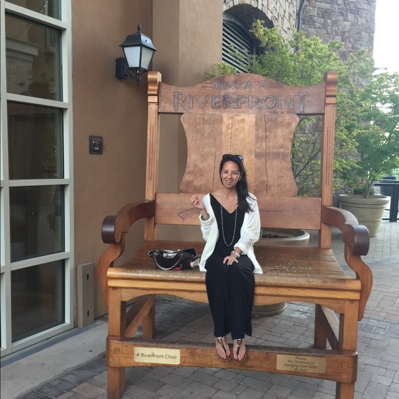 Meet your Posher, Gina - Picture 3 of 5